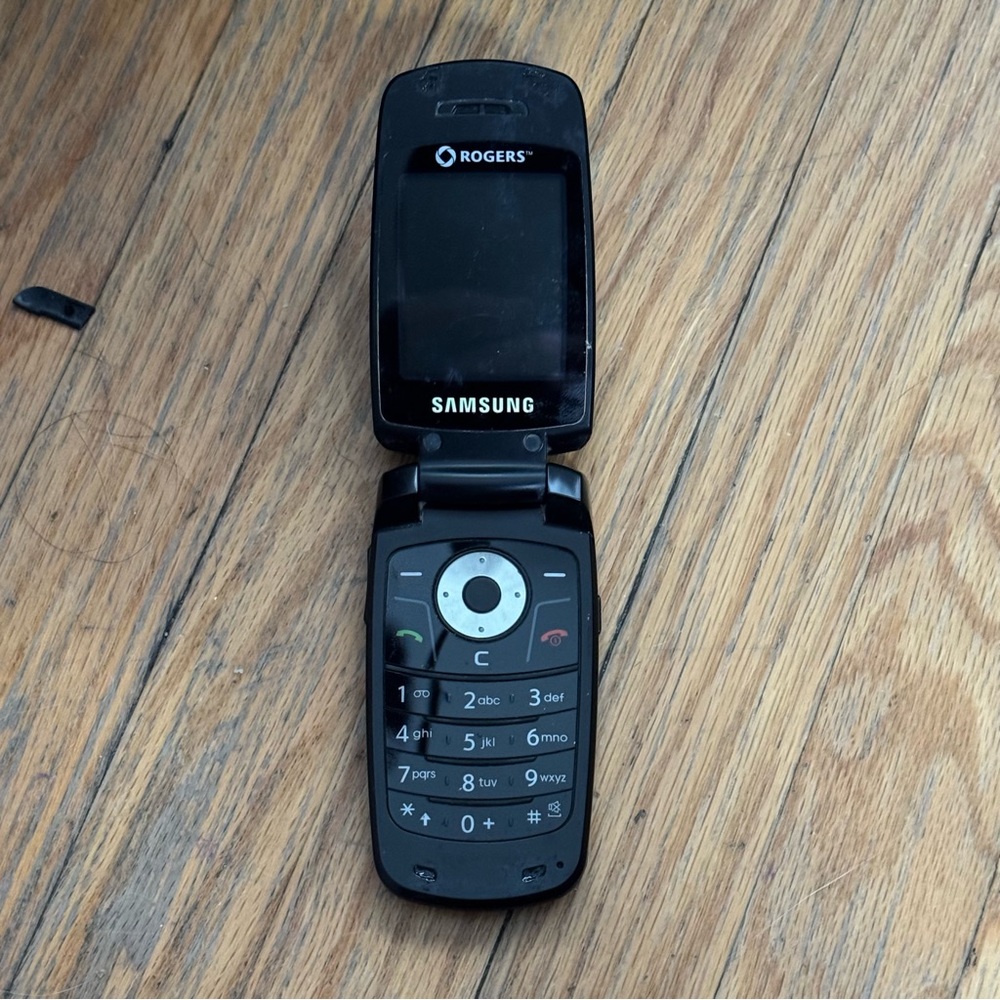 Lot Of 17 Vintage Phones, Untested FOR PARTS. Nokia, Samsung HTC Alcatel. “READ” - Picture 10 of 15